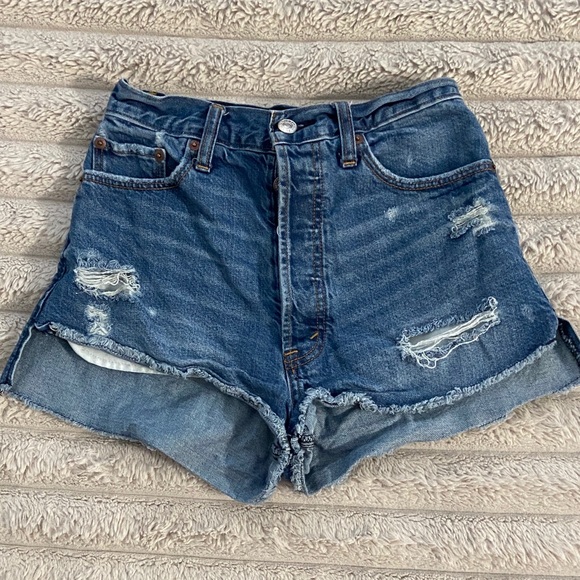 Abercrombie & Fitch Blue Ripped Jean Shorts - Picture 1 of 1